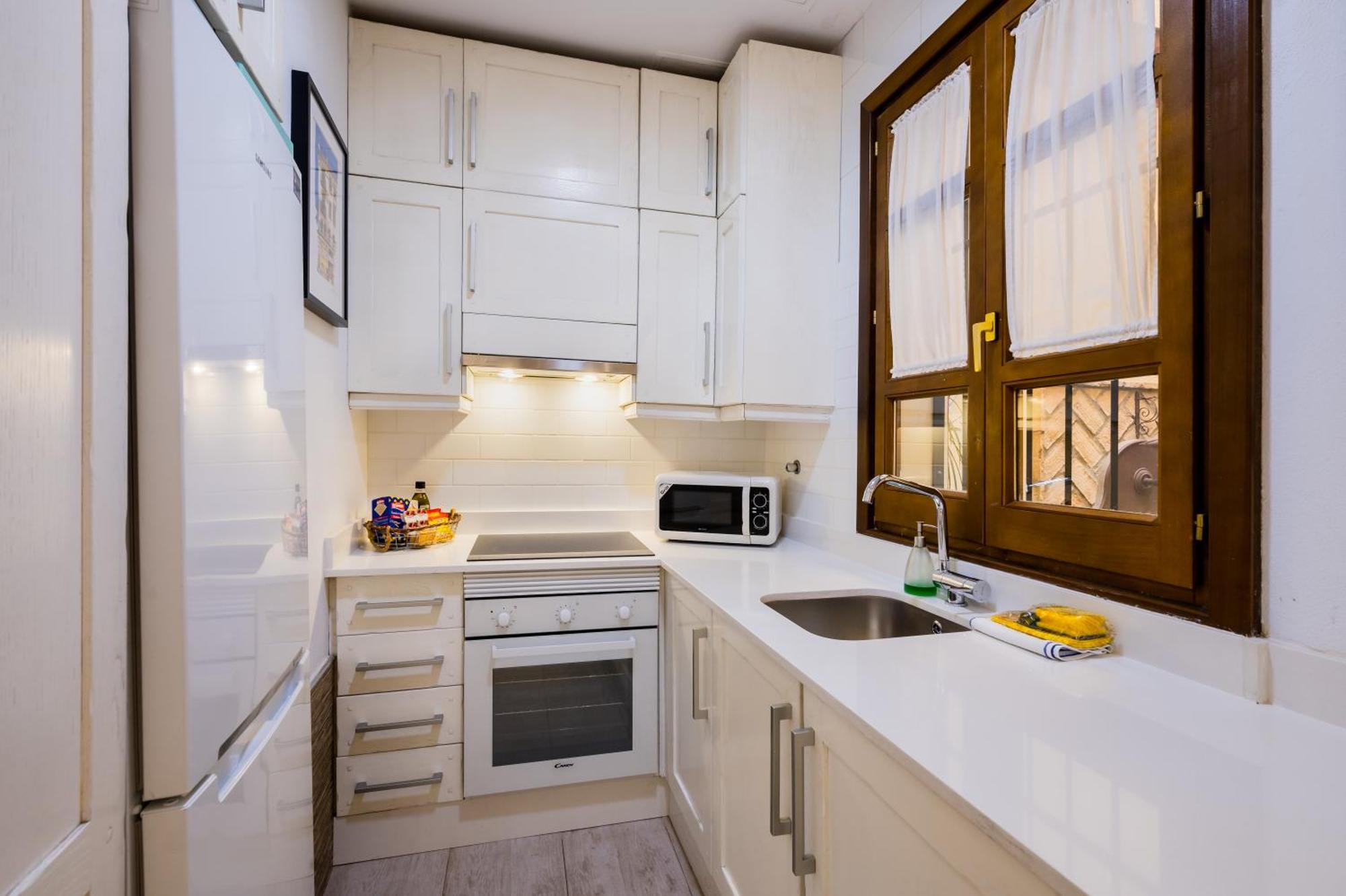 דירות סביליה Beautiful And Cozy- 1Bd 1Bth- Arenal Center מראה חיצוני תמונה