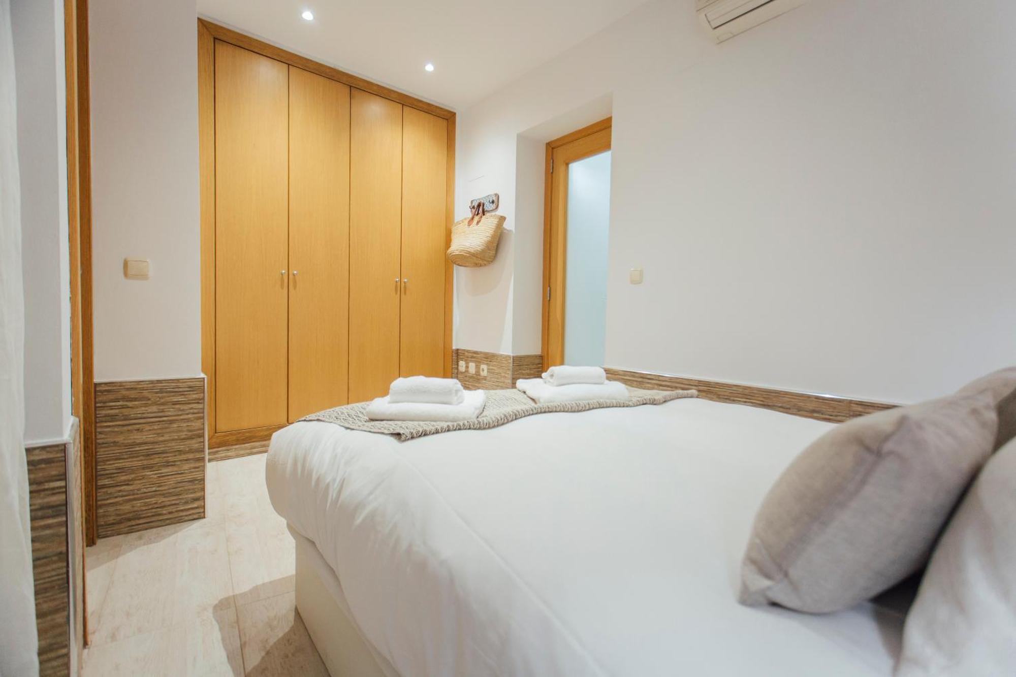 דירות סביליה Beautiful And Cozy- 1Bd 1Bth- Arenal Center מראה חיצוני תמונה