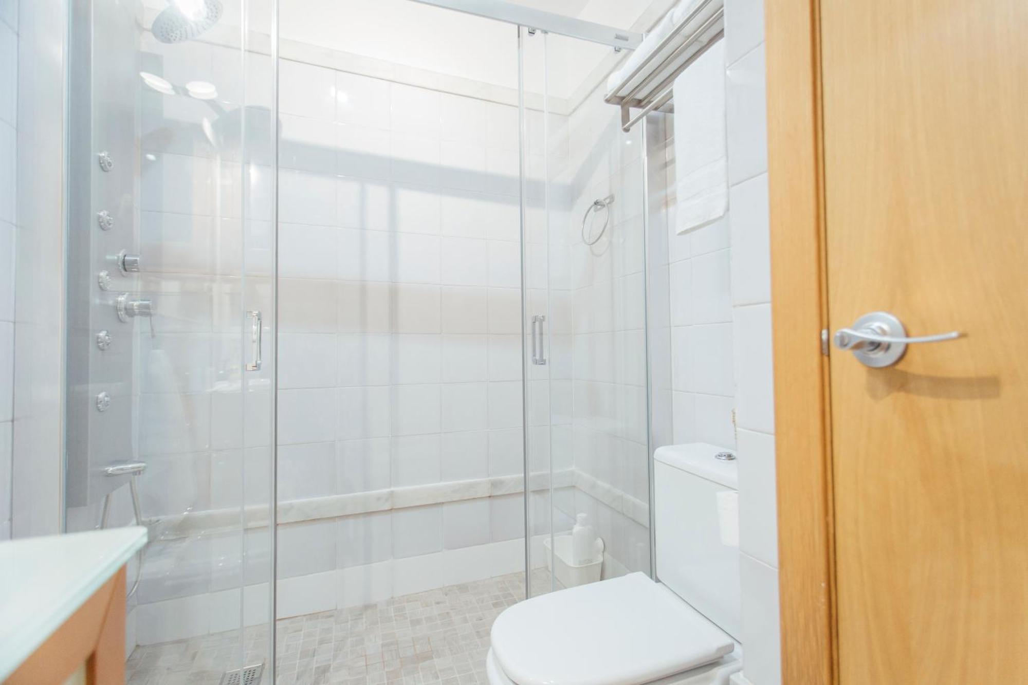 דירות סביליה Beautiful And Cozy- 1Bd 1Bth- Arenal Center מראה חיצוני תמונה